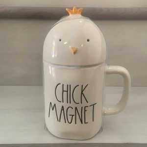 Rae Dunn CHICK MAGNET mug with topper